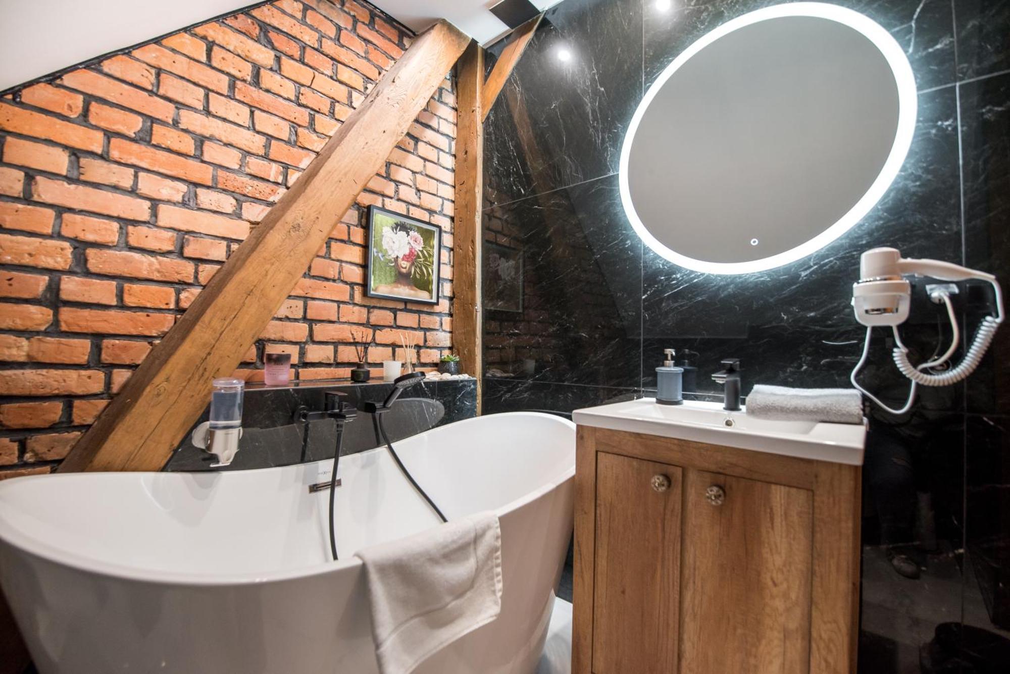 Przytulny Apartament Z Wieza Ґлівіце Екстер'єр фото