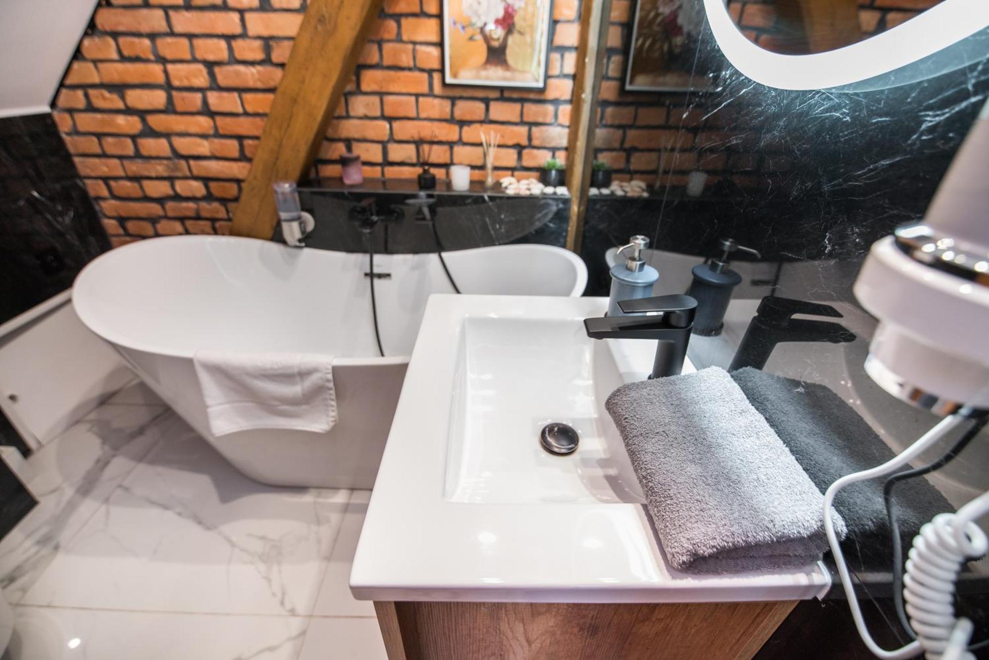 Przytulny Apartament Z Wieza Ґлівіце Екстер'єр фото